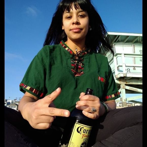 Meet your Posher, Samantha - Picture 1 of 1